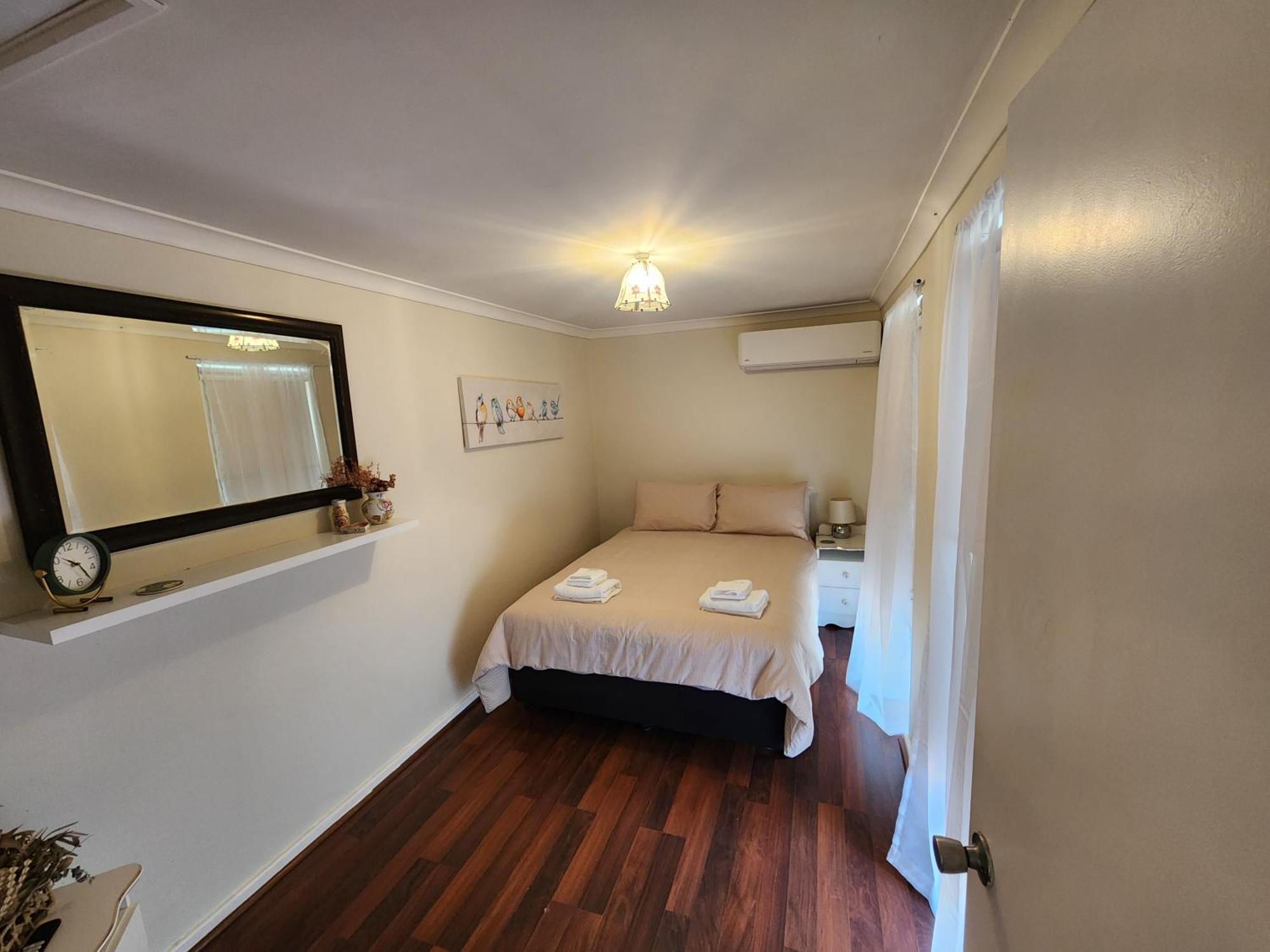 Deluxe Queen Room